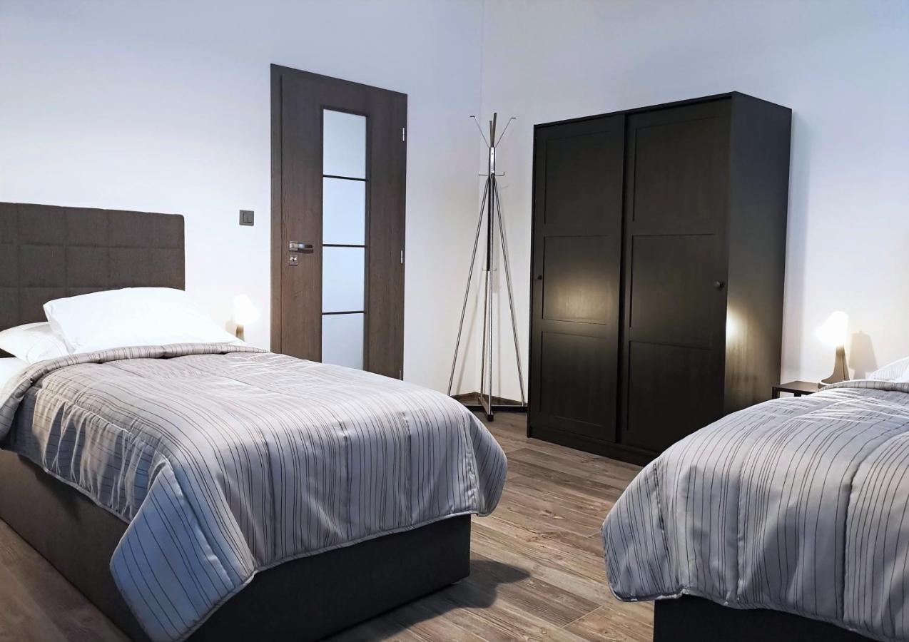 Apartmanovy Dum Sklipek Trutnov Exterior photo