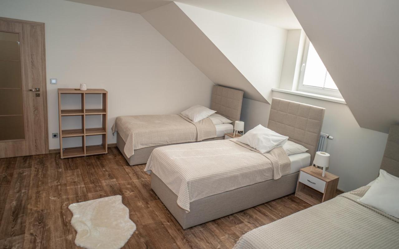 Apartmanovy Dum Sklipek Trutnov Exterior photo