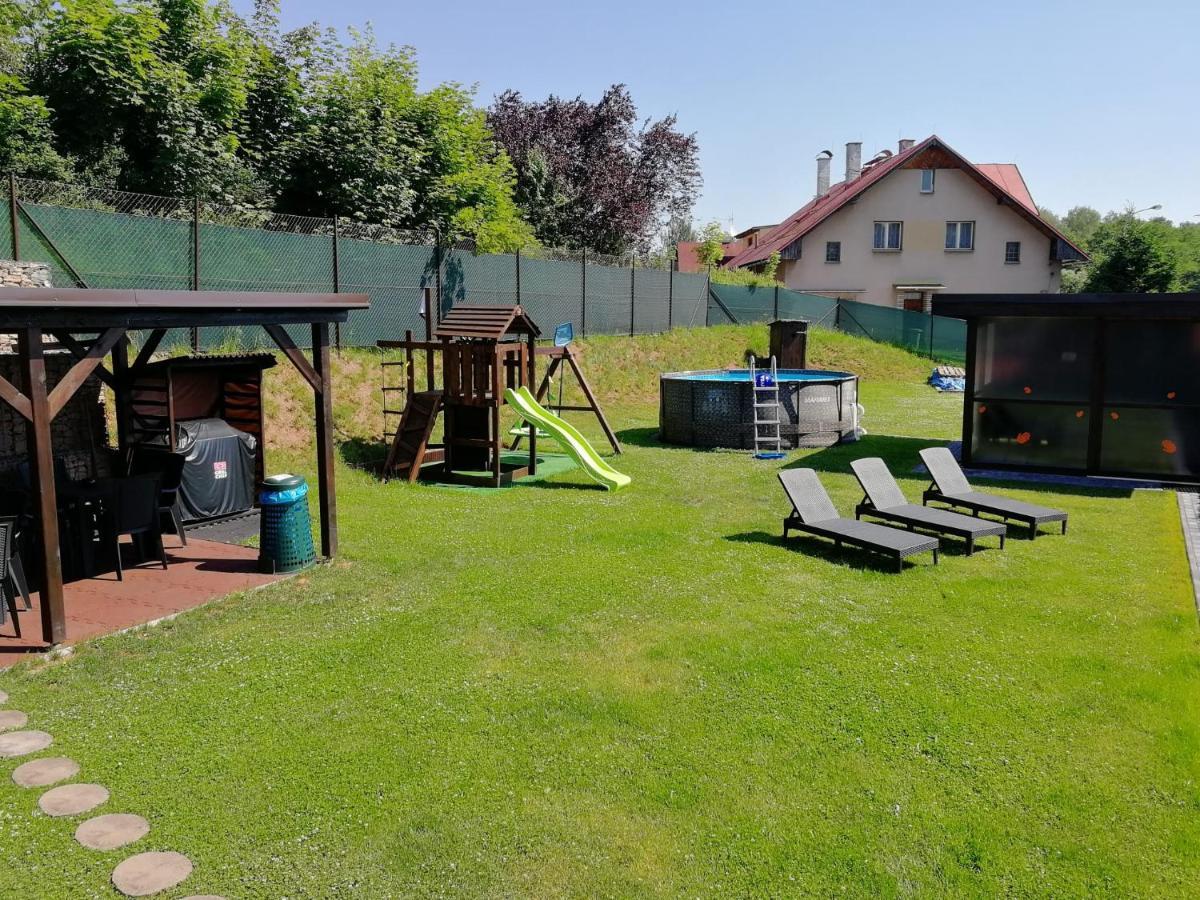 Apartmanovy Dum Sklipek Trutnov Exterior photo