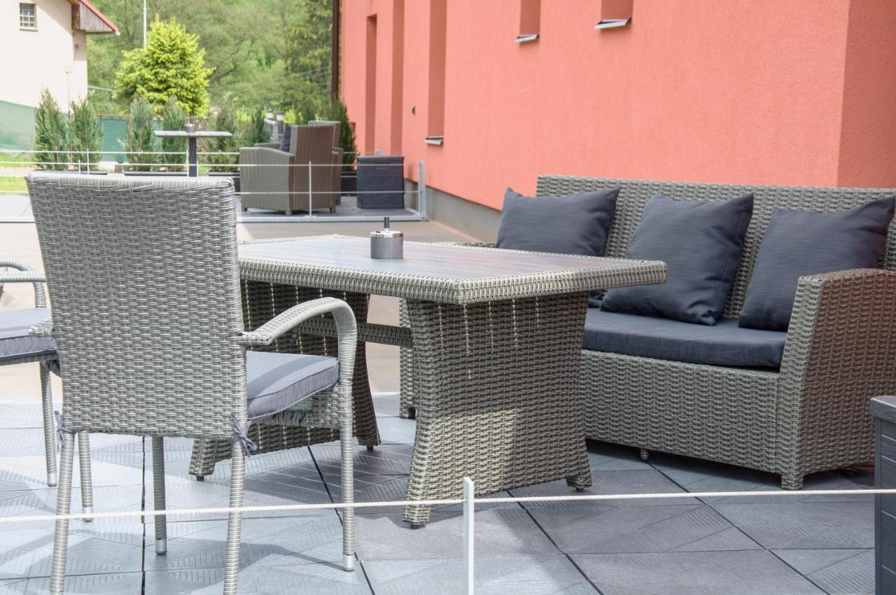 Apartmanovy Dum Sklipek Trutnov Exterior photo